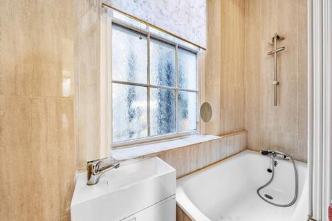 1 bedroom terraced house to rent, Warwick Way, Pimlico, London, SW1V