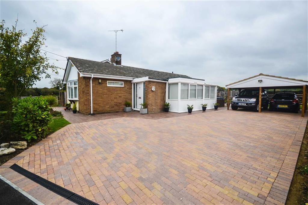 Catchpole Lane, Great Totham, Essex 3 bed detached bungalow £410,000