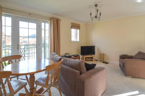 2 bedroom apartment to rent - Knights Place, Windsor