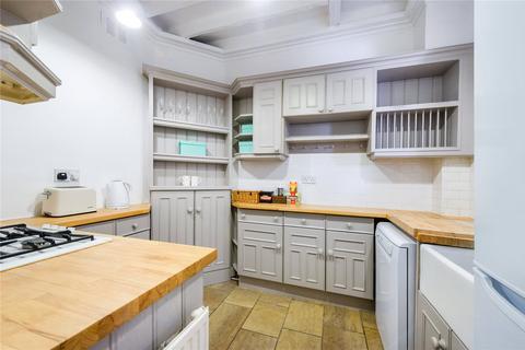 2 bedroom semi-detached house to rent, Kiels Cottages, Back Lane, London
