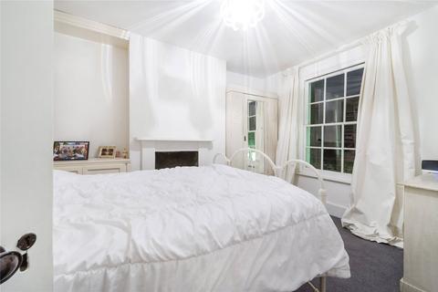 2 bedroom semi-detached house to rent, Kiels Cottages, Back Lane, London