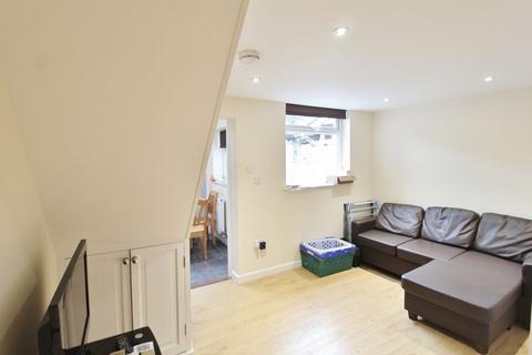 4 bedroom townhouse to rent - Four Bedroom Student House, Old Portsmouth