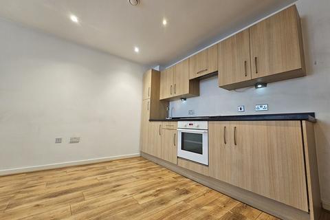 2 bedroom apartment to rent, Gateway South, Leeds City Centre