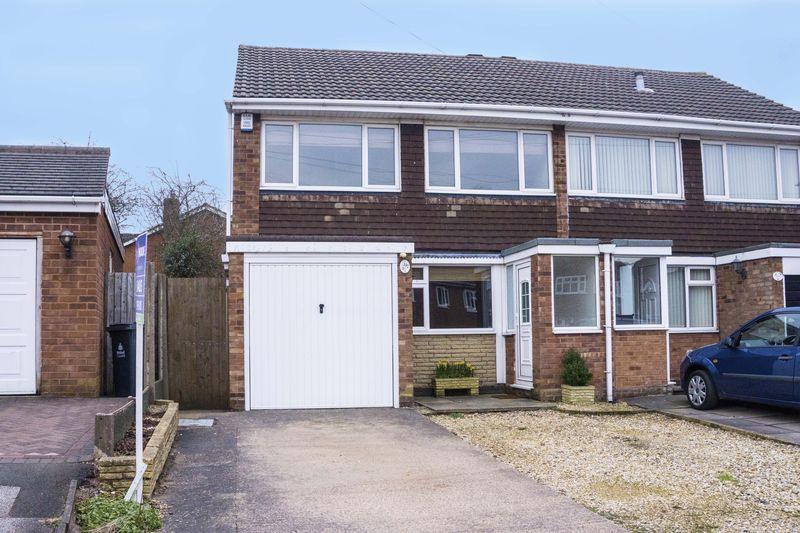 Holly Lane, Walsall Wood, Walsall 3 bed semidetached house £154,950