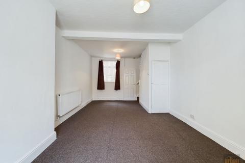 1 bedroom terraced house to rent, Sleepers Hill, Anfield