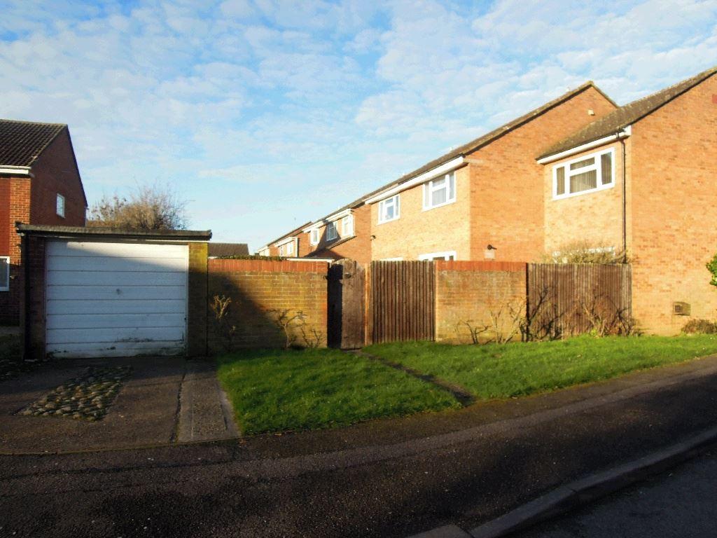 Chapman Road, Stevenage, Hertfordshire 3 bed house £335,000