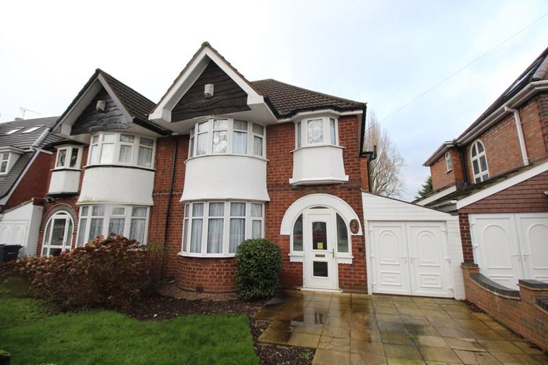 Lulworth Road, Hall Green, Birmingham 3 bed semidetached house £210,000