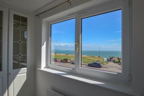 2 bedroom apartment to rent, BARTON-ON-SEA