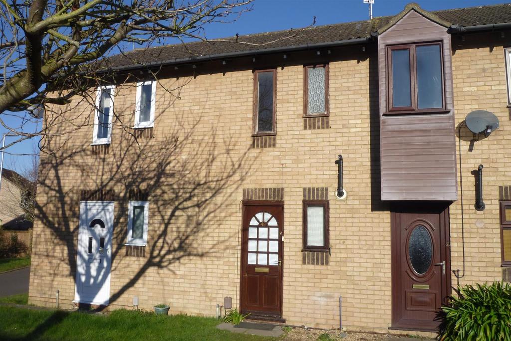 Walsingham Avenue, Kettering 1 bed terraced house £100,000