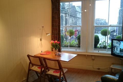 1 bedroom flat to rent, Upper Bow, Edinburgh EH1