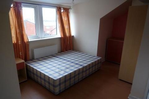 2 bedroom house to rent, 38A Woodsley Road University Area Leeds West Yorkshire