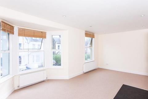 2 bedroom flat to rent, Wellesley Road, Chiswick, London, W4