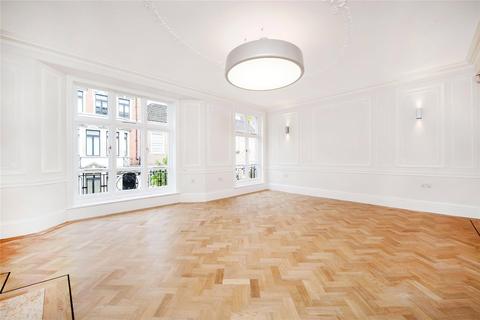 3 bedroom apartment to rent, Weymouth Street, Marylebone, London, W1G
