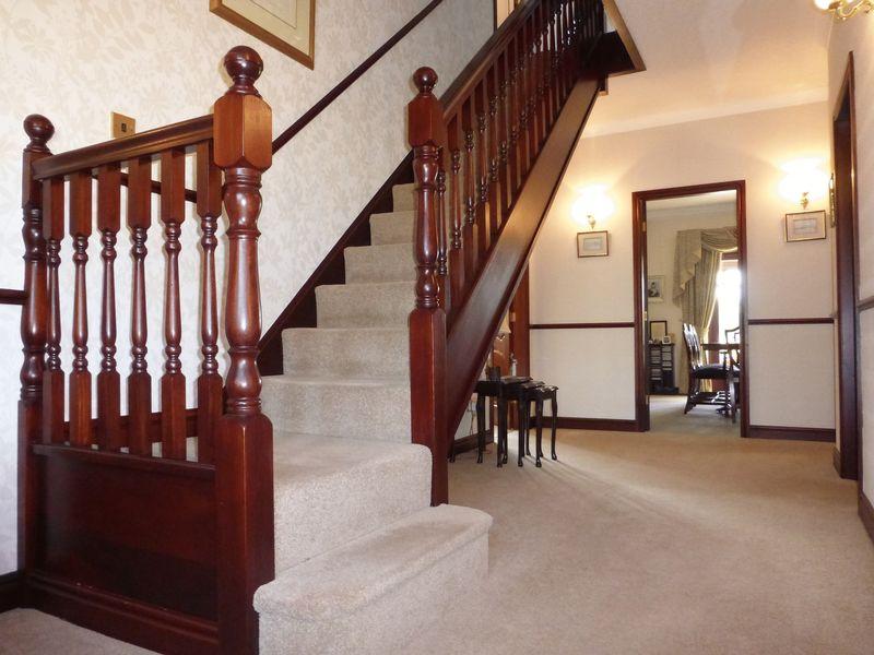 Fermor Road, Tarleton, Preston 5 bed equestrian property £550,000