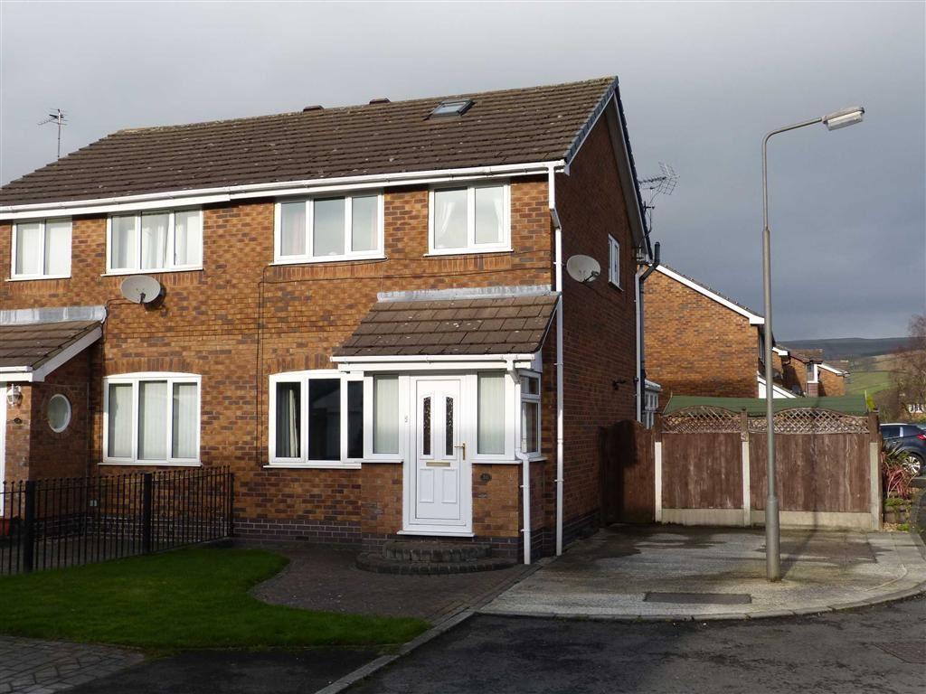 Appleton Drive, Glossop 3 bed semidetached house £187,500