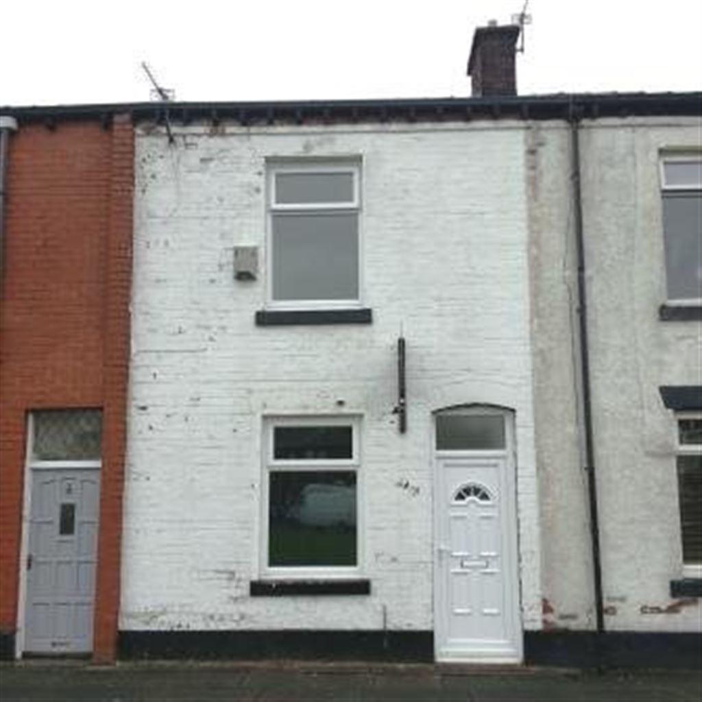 Bright Street, Radcliffe 2 bed house £395 pcm (£91 pw)