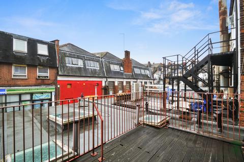 Studio for sale, North End Road, Golders Green NW11