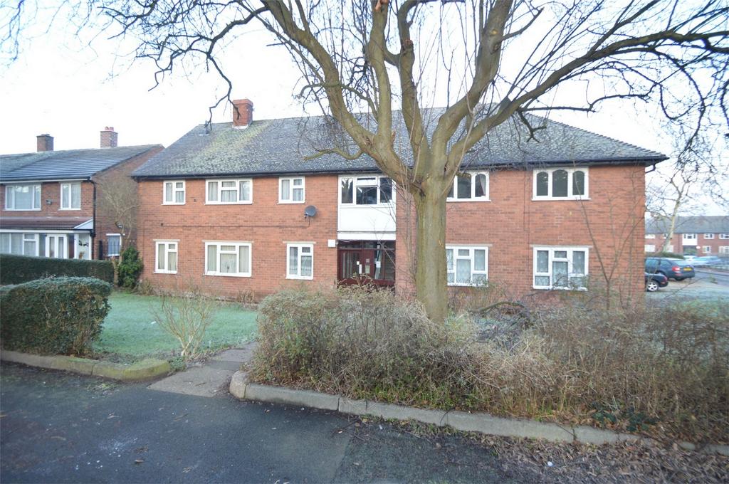 Rutland Place, Wollaston, Stourbridge, West Midlands 2 bed flat £67,000