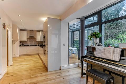 3 bedroom maisonette for sale, Ridge Road, Childs Hill, NW2
