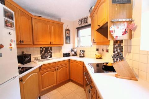 undefined, Chapelfields, Godalming GU7
