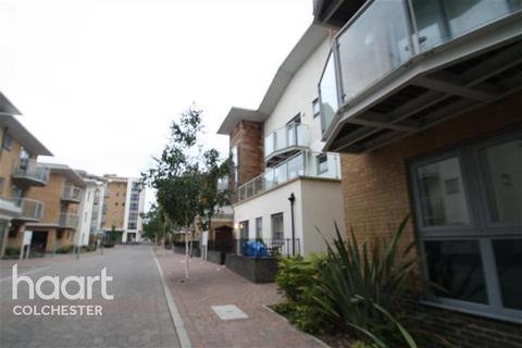 1 bedroom flat to rent, The Hythe