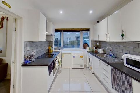 undefined, Old Court Road, Guildford, Surrey, GU2 7UF