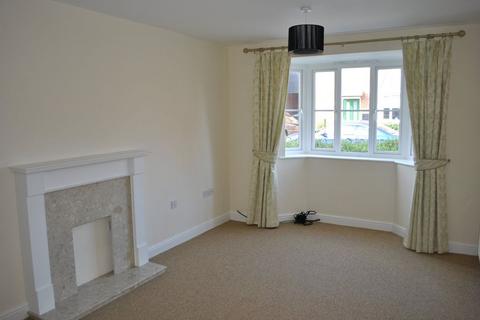 3 bedroom semi-detached house to rent, Turnstone Drive, Bury St. Edmunds