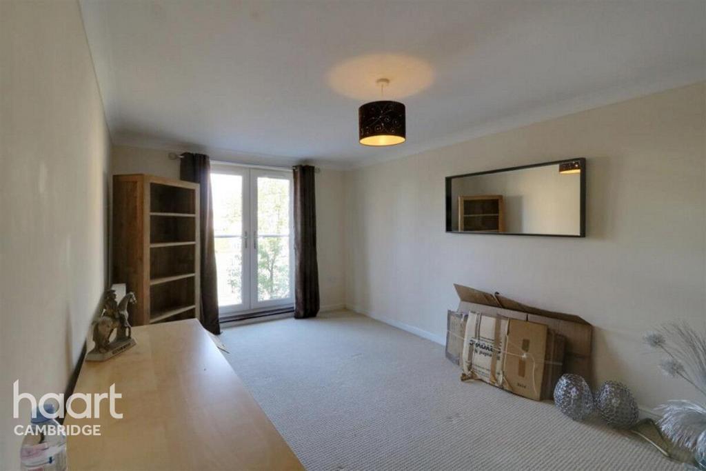 4 bedroom terraced house to rent