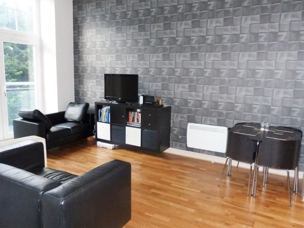 Low Mill, Addingham 2 bed apartment £169,500