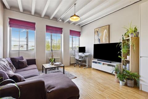 1 bedroom apartment to rent, Mapleton Crescent, London, SW18