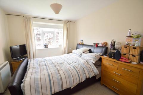 2 bedroom apartment to rent - Lammas Court,Windsor