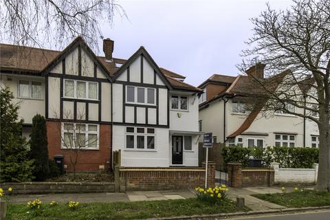 65 Princes Avenue, London, W3 8LX
