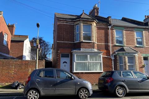 3 bedroom end of terrace house to rent, Baker Street, Heavitree