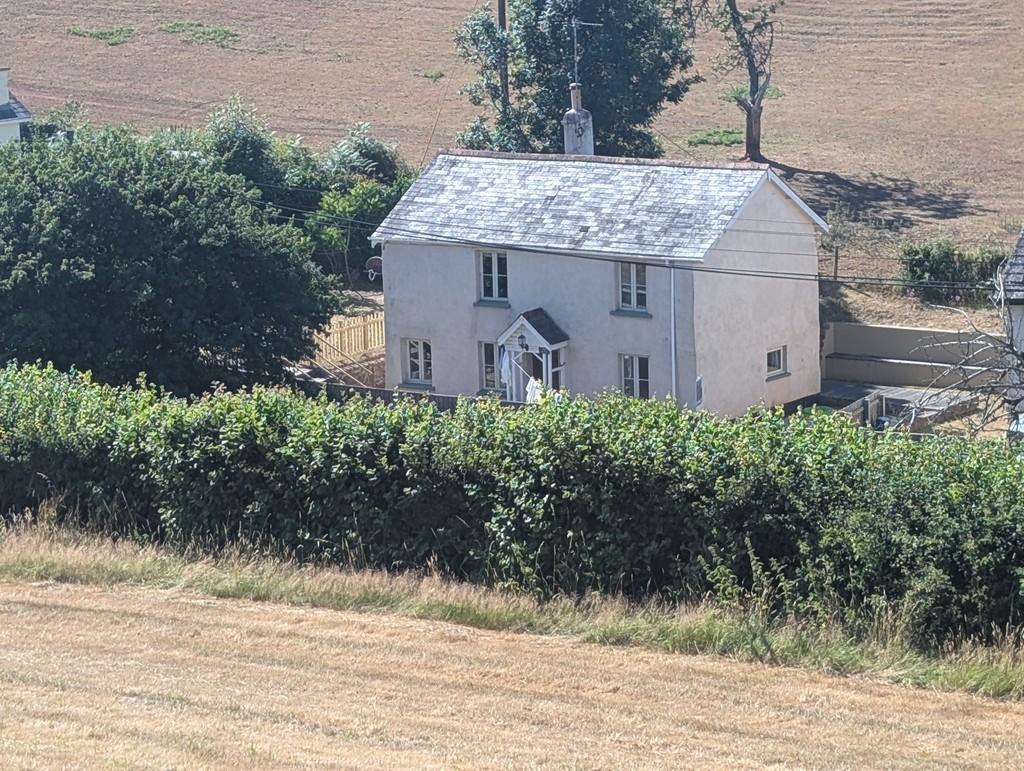 3 bedroom detached house to rent