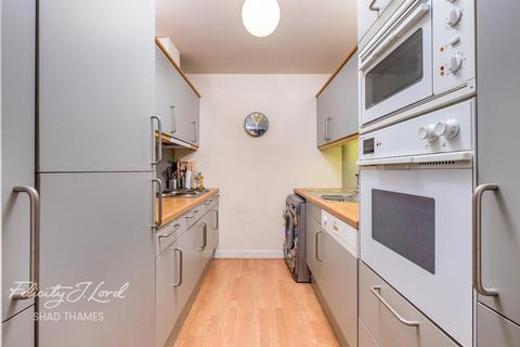 1 bedroom flat to rent, Queen Elizabeth Street, London