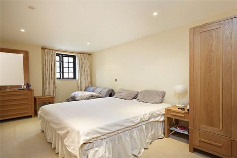 1 bedroom flat to rent, Caraway Apartments, 2 Cayenne Court, London