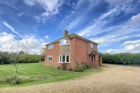 4 bedroom detached house to rent, Wootton St Lawrence, Nr Basingstoke