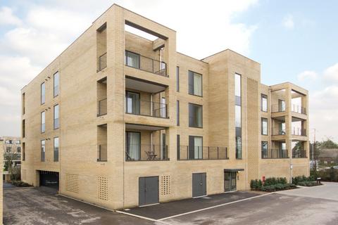 2 bedroom apartment to rent - Seekings Close, Trumpington, Cambridge