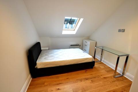 3 bedroom apartment to rent - 102, Chaucer Building, Newcastle Upon Tyne