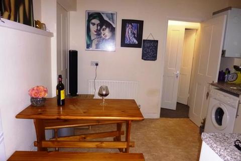 1 bedroom flat to rent, Blandford Road, London, BR3