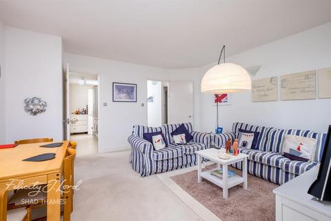 2 bedroom flat to rent, Queen Elizabeth Street, London