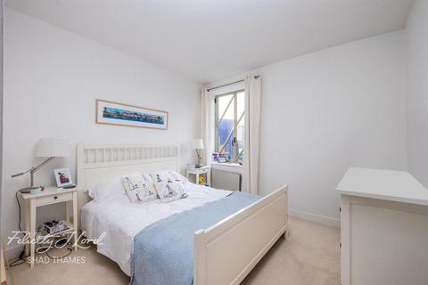 2 bedroom flat to rent, Queen Elizabeth Street, London