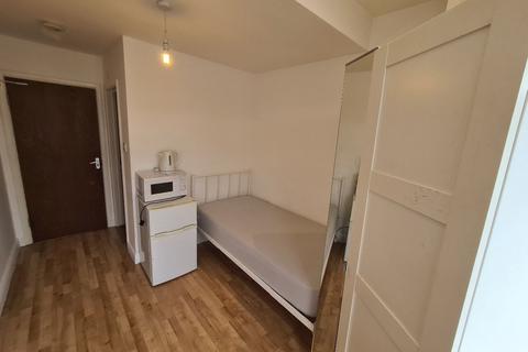House share to rent, Chapter Road, Dollis Hill, NW2