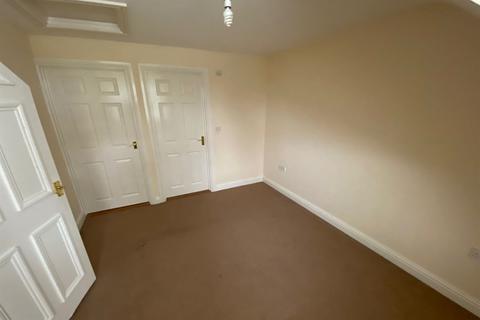 3 bedroom terraced house to rent, Church Close, Station Road, Liss, GU33