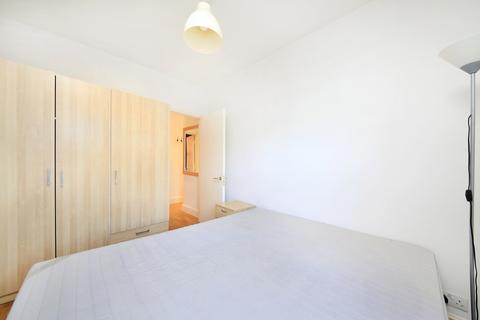 1 bedroom flat to rent, Upper Richmond Road West, East Sheen, London