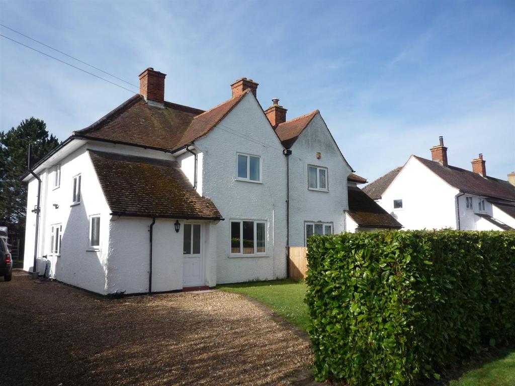 Hinxworth, Baldock 4 bed semidetached house £525,000