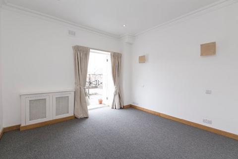 2 bedroom flat for sale, Cranley Gardens, SW7