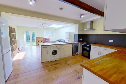 undefined, Raymond Crescent, Guildford, GU2 7SZ