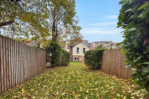 2 bedroom semi-detached house for sale, Churchill Road, South Croydon, Surrey, CR2 6HB