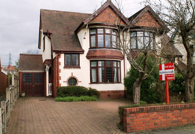 Howley Grange Road, Halesowen 3 bed semidetached house £209,950